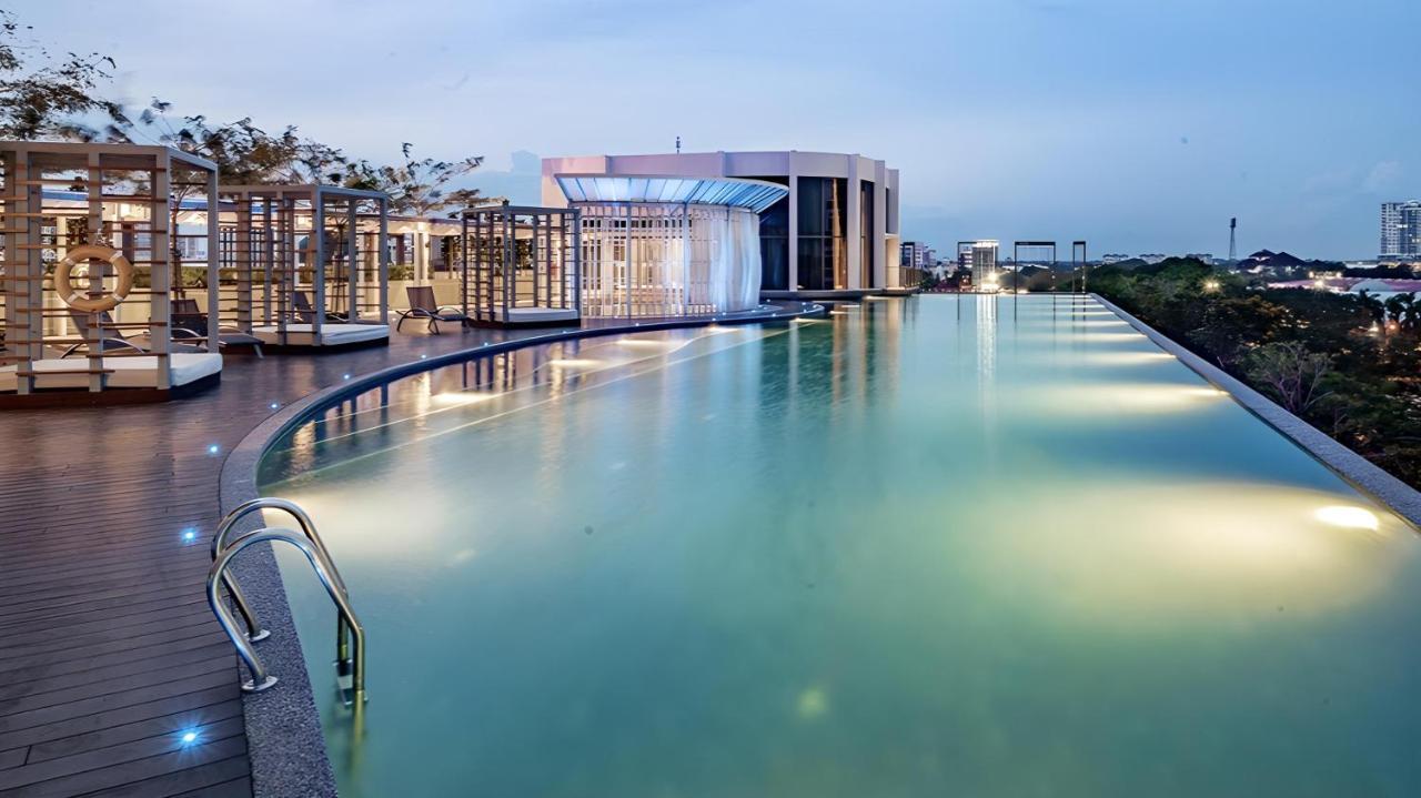 One Bedroom Troika Kota Bharu By Aghome, Modern Design Екстериор снимка