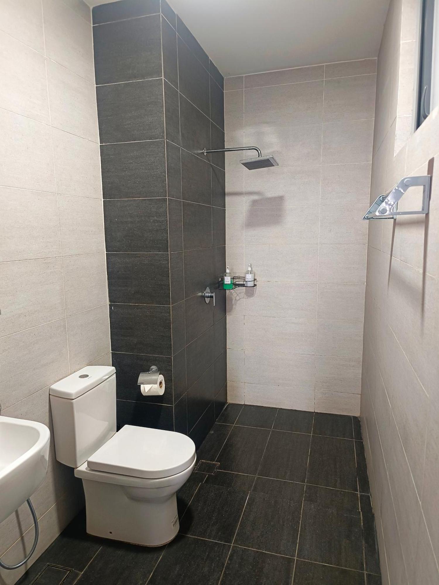 One Bedroom Troika Kota Bharu By Aghome, Modern Design Екстериор снимка
